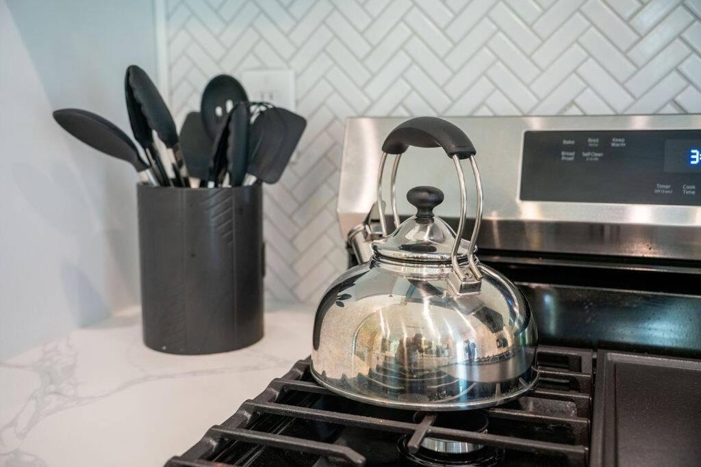 Brand New: Urban Oasis 5 Min From Mercedes Benz Atlanta Bagian luar foto